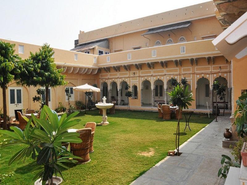 Castle Khandela A Heritage Castle Exterior photo