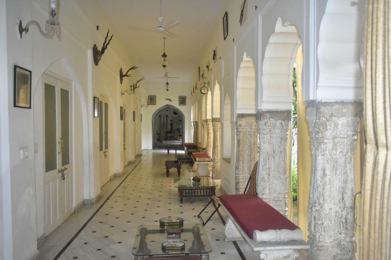 Castle Khandela A Heritage Castle Exterior photo
